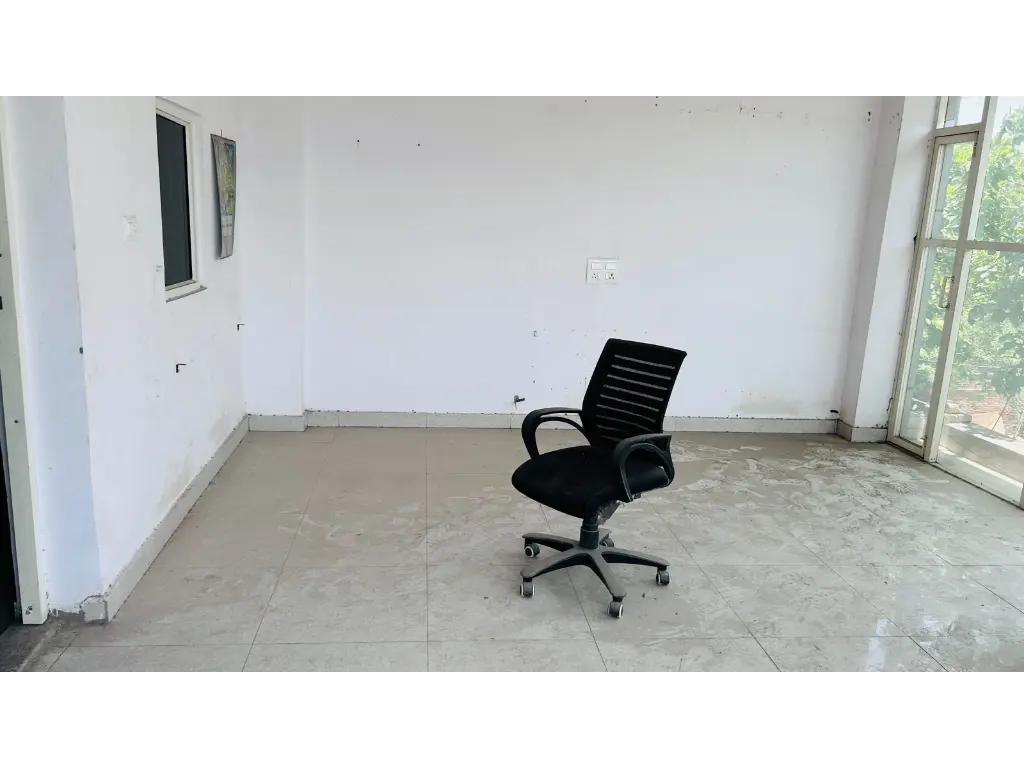 962993980_SEC 10 (1).webp